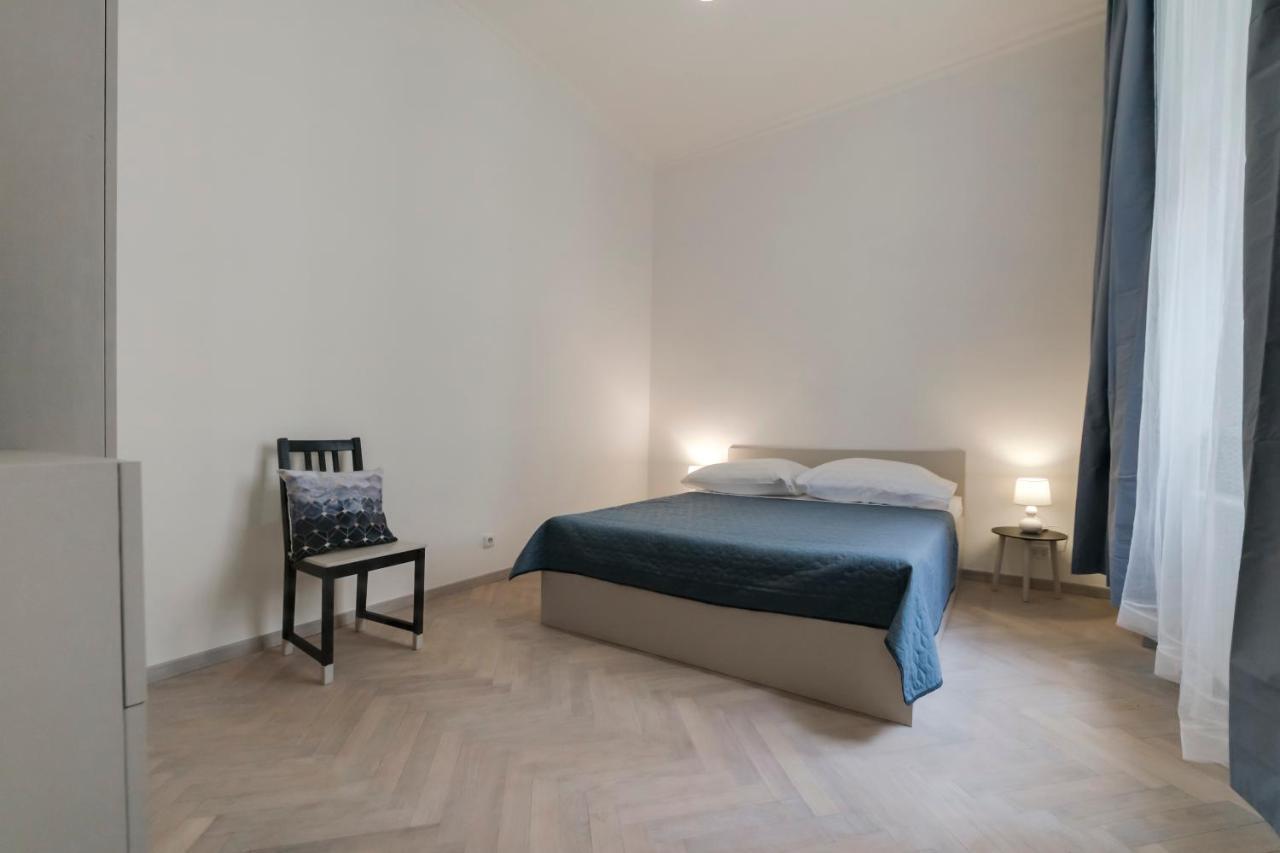 Vita Nejedleho Apartments Prag Exteriör bild