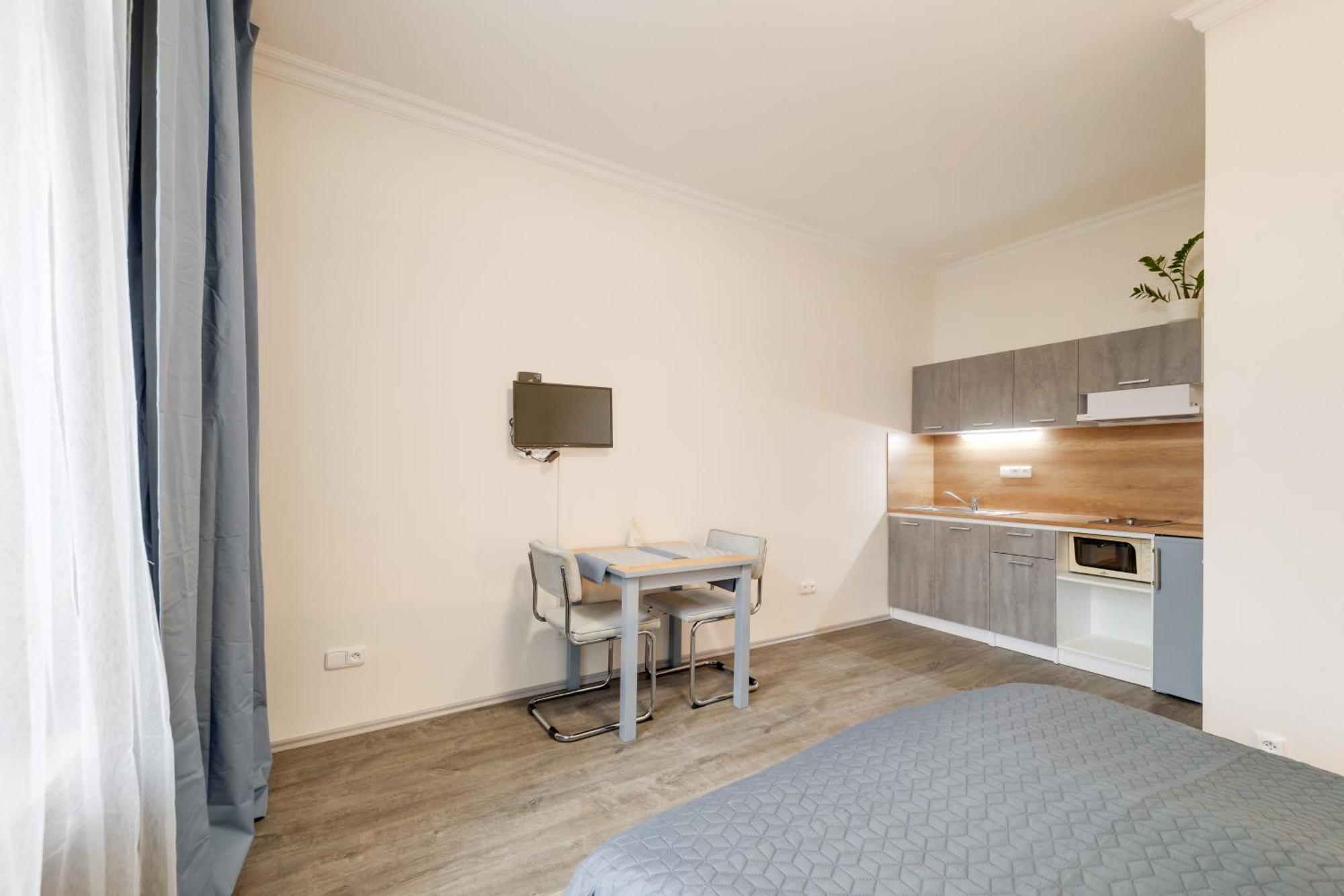 Vita Nejedleho Apartments Prag Exteriör bild