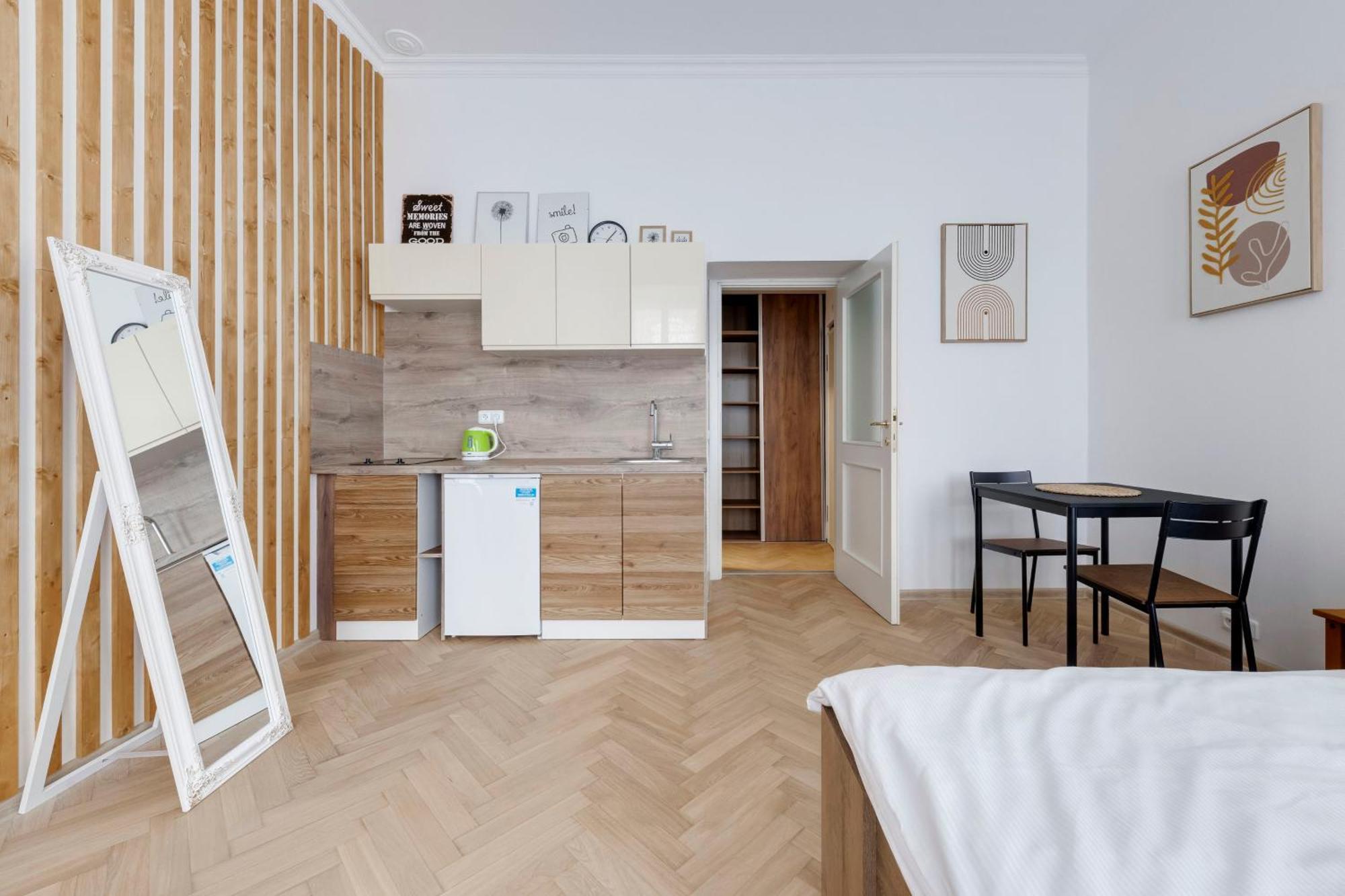 Vita Nejedleho Apartments Prag Exteriör bild